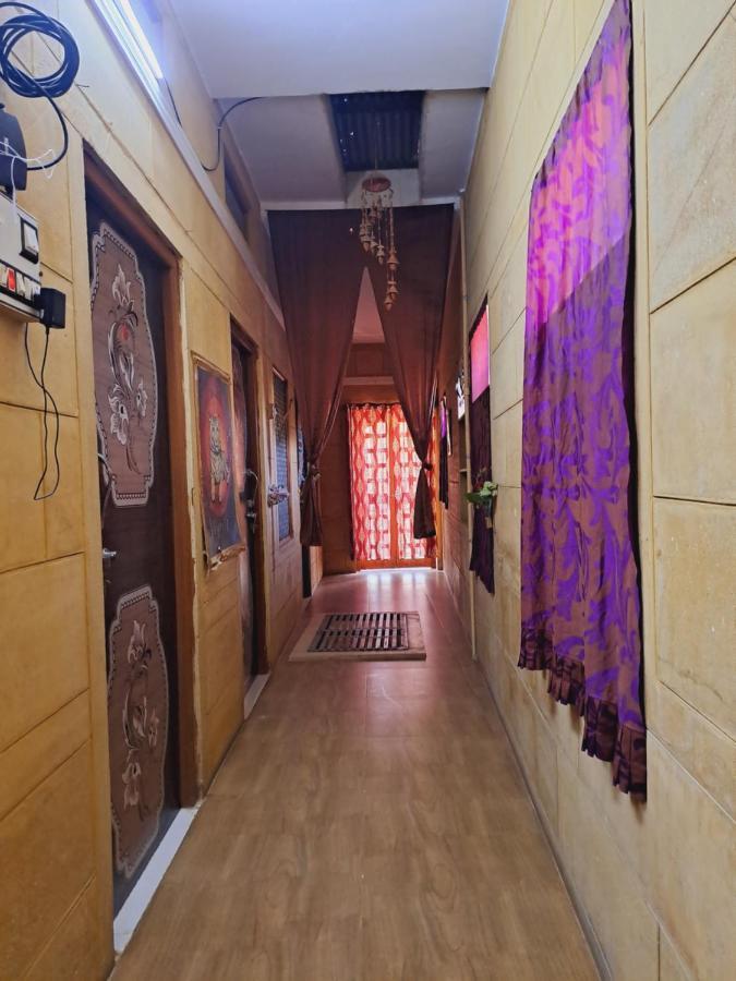Bob Cafe & Guest House Jaisalmer Exterior photo